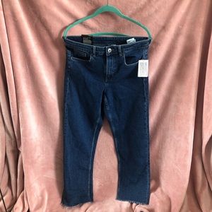 H&M cut off Denim Jeans (NWT size 6)